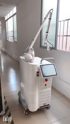 Fractional CO2 Laser For Stretch Marks Removal Laser Machine Scar Removal Vagina Tighten Laser Fractional supplier
